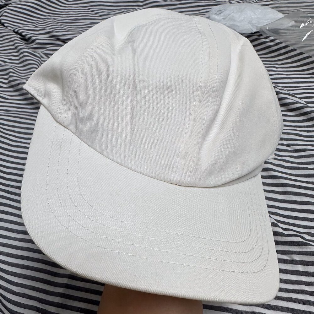 NWT Toteme Logo-Plaque Cotton Baseball Cap Off-white - Picture 11 of 11